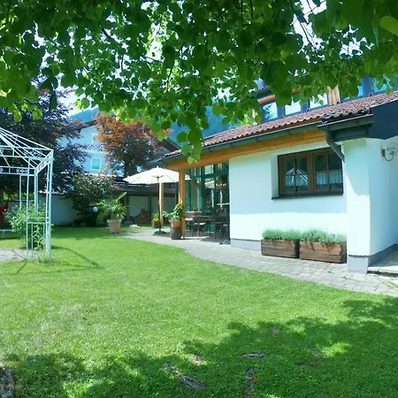 Teichwies'n Alm ラッケンホーフ